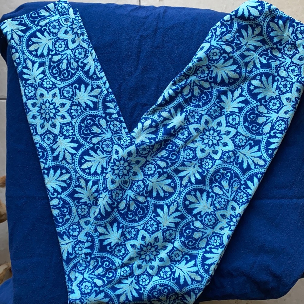 4 for $20! Tween Girls Size Lularoe Leggings